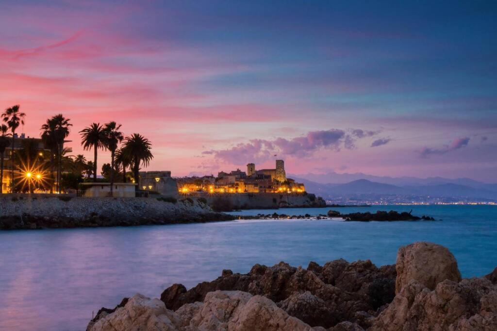 Studio Apartment Antibes Luaran gambar